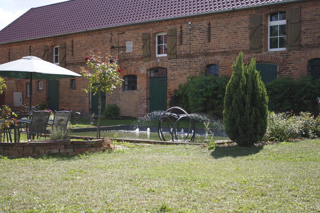 Pension Kunsthof Dahrenstedt 외부 사진